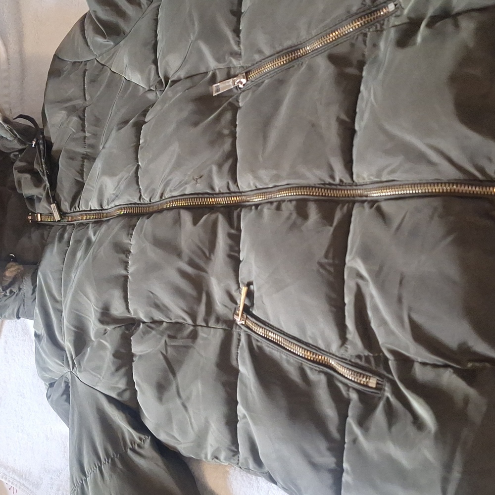 Attention Olive Hooded Puffer Coat